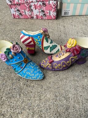 Colorful Decorative Shoe Figurines - Blue, Purple, Teal